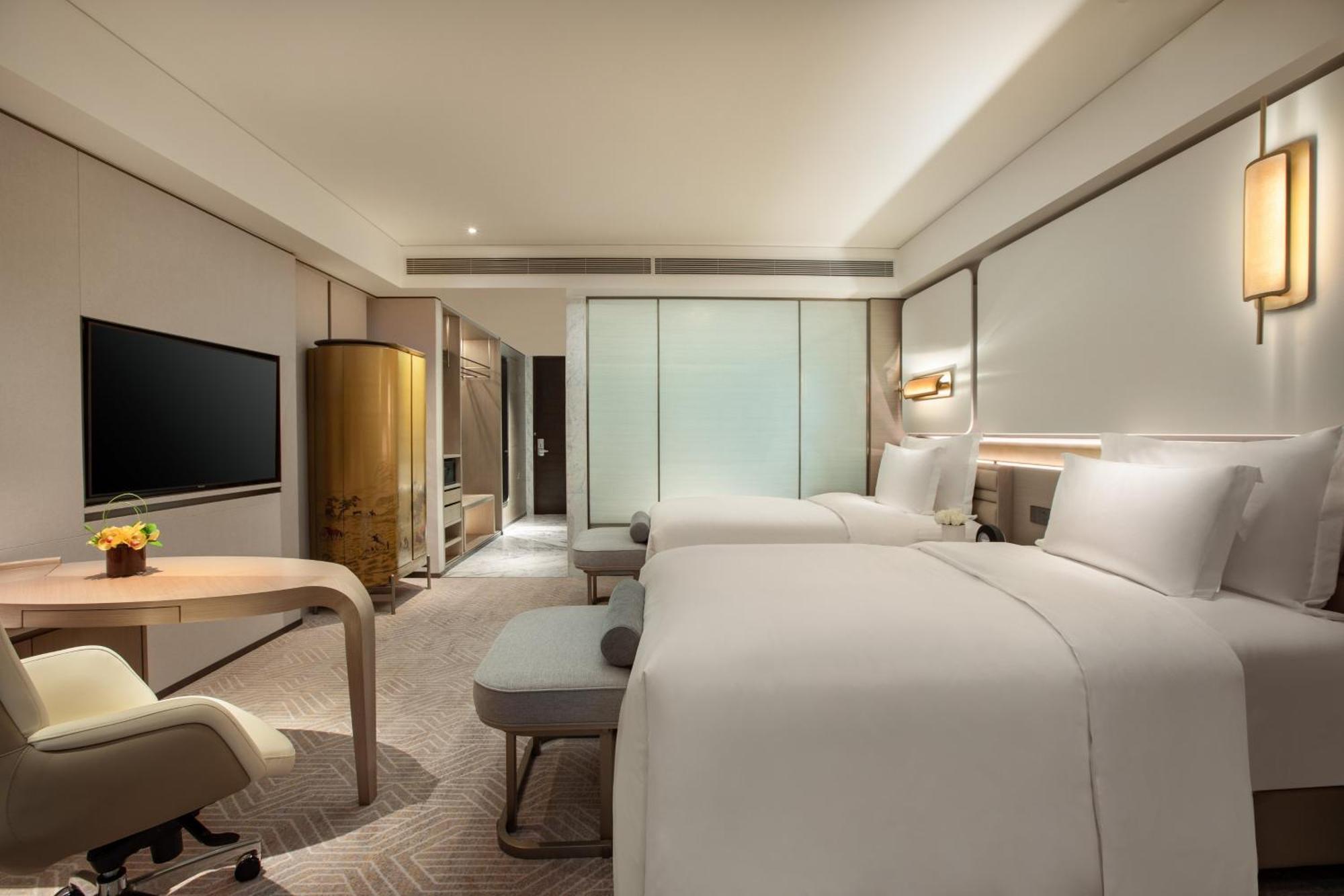 Hotel Intercontinental Beichen By Ihg L Walking Distance To Bird's Nest & Water Cube & Metro Station L Interconnected With China National Convention Center L Award-winning Club Lounge With Mixologist L Direct Metro Line To Wangfujing