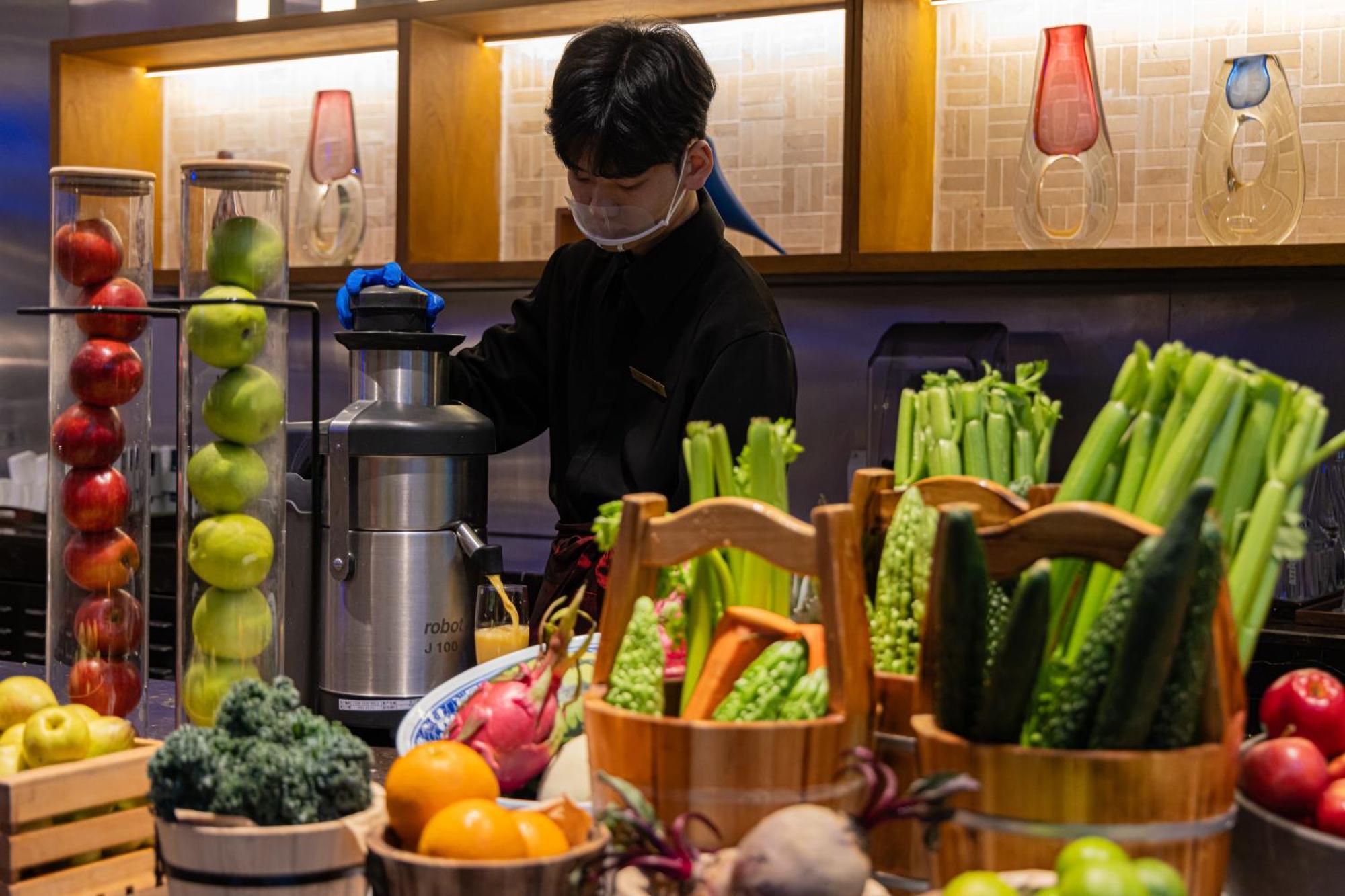 Hotel Intercontinental Beichen By Ihg L Walking Distance To Bird's Nest & Water Cube & Metro Station L Interconnected With China National Convention Center L Award-winning Club Lounge With Mixologist L Direct Metro Line To Wangfujing